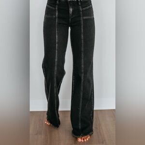 Elegant Black Flare Jeans for Women